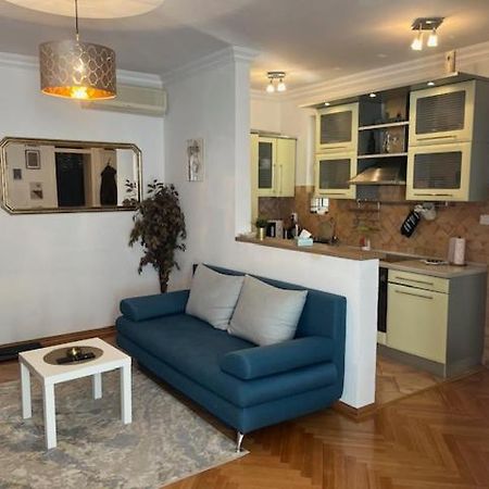 Apartment Carpe Diem In Belgrado Exterior foto